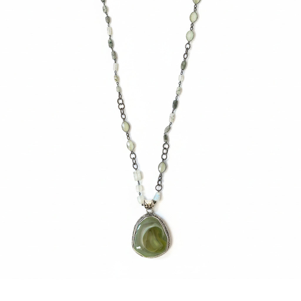 Green Agate Pendant Necklace